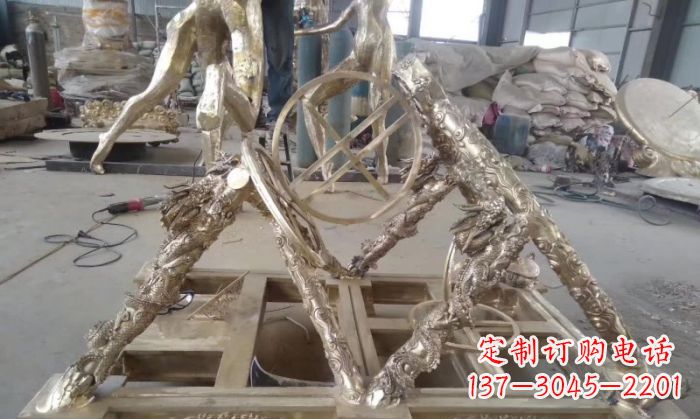 山东古代浑天仪铜雕 (2)