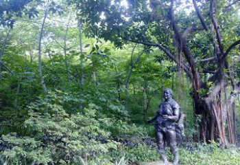 山东铜雕西方女人人物雕塑