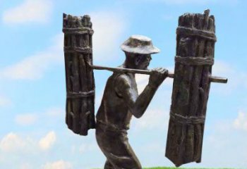 山东精美老人铜雕，传承古代挑柴精神