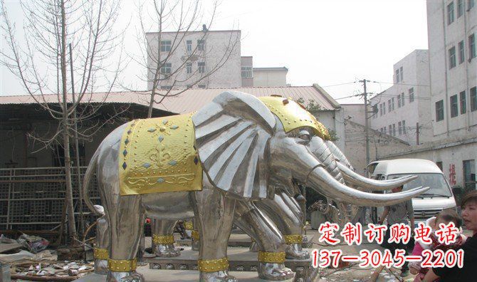 山东广场大象不锈钢雕塑