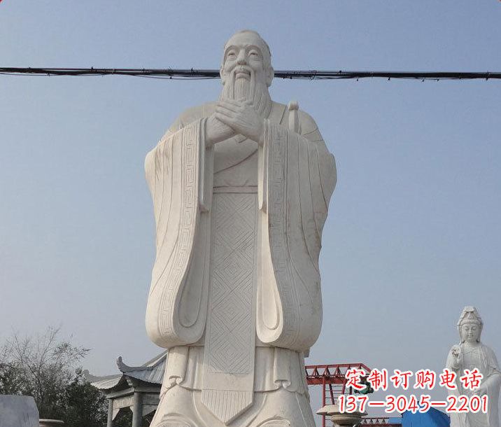 山东雕刻传统文化——中领雕塑的大型石雕孔子