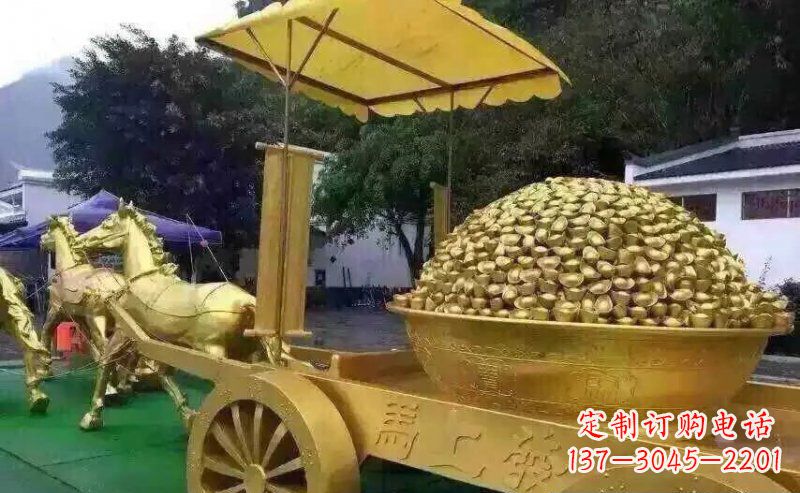 山东中领雕塑:精美的玻璃钢马雕塑