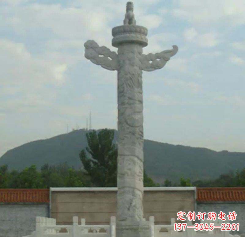 山东广场华表石雕