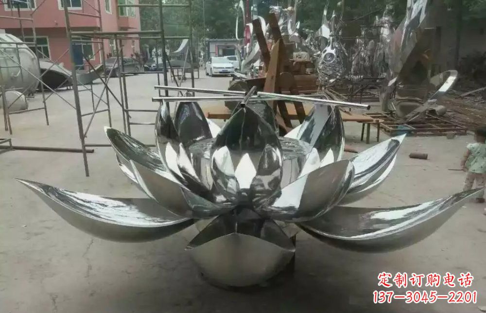 山东精致独特的莲花不锈钢雕塑