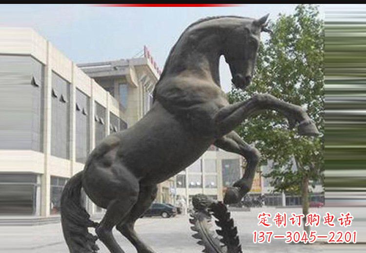 山东中领雕塑出品：可爱动物铜雕跳跃马