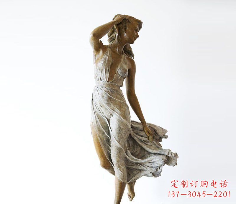 山东广场铜雕西方美女甩头人物雕塑