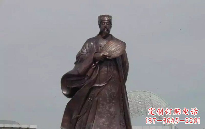 山东广场诸葛亮古代名人铜雕