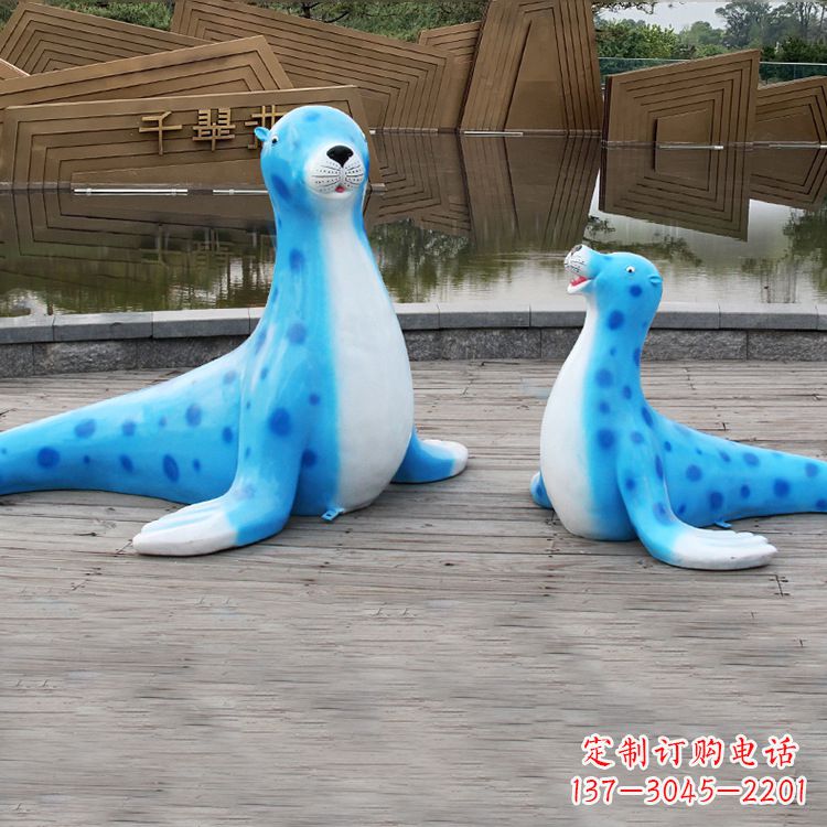 山东海豹玻璃钢卡通雕塑——展现优雅的豹纹完美艺术