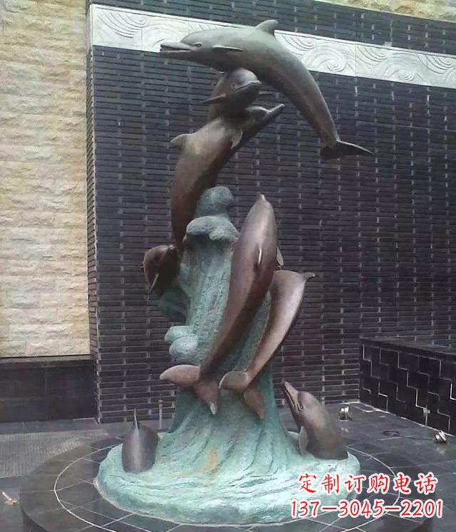 山东铜雕海豚:艺术与精美结合