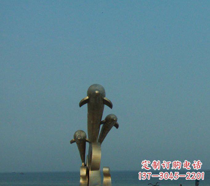 山东海豚戏水海边景观铜雕