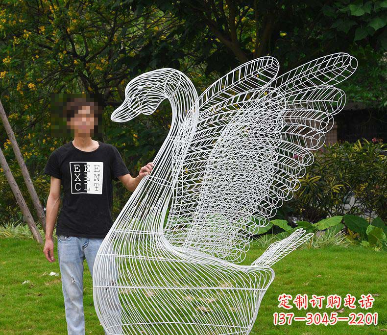 山东艺术精灵——户外不锈钢天鹅雕塑