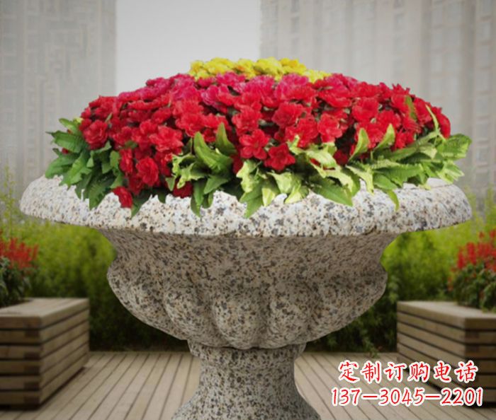 山东中领雕塑精美花岗岩花盆小区石雕