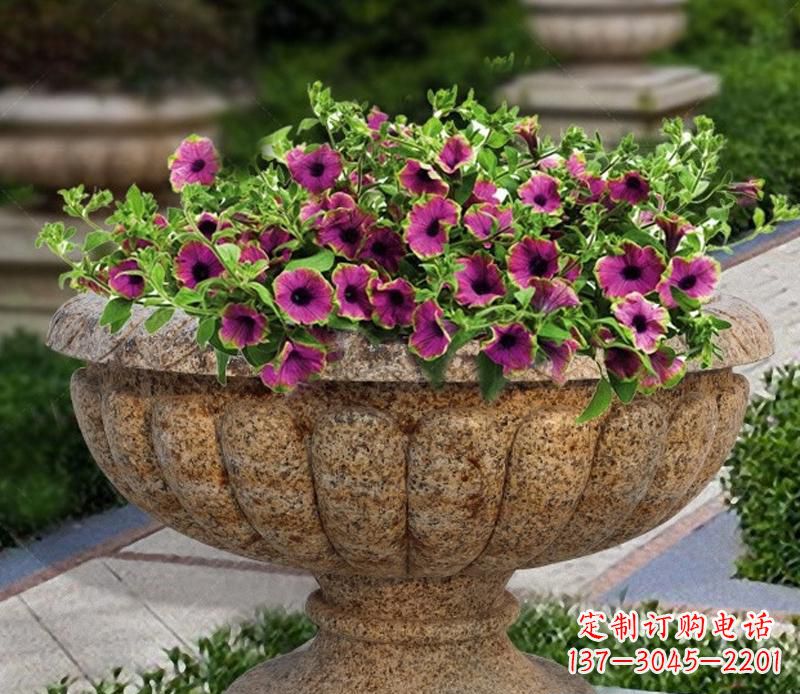 山东花岗岩小区景观花盆雕塑,添彩美化景观
