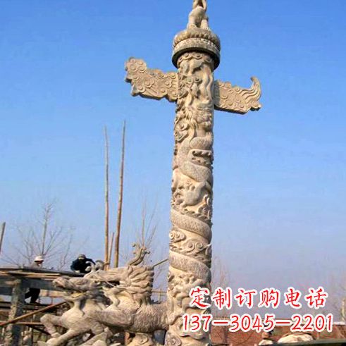 山东象征古老华夏文化的华表柱子雕塑