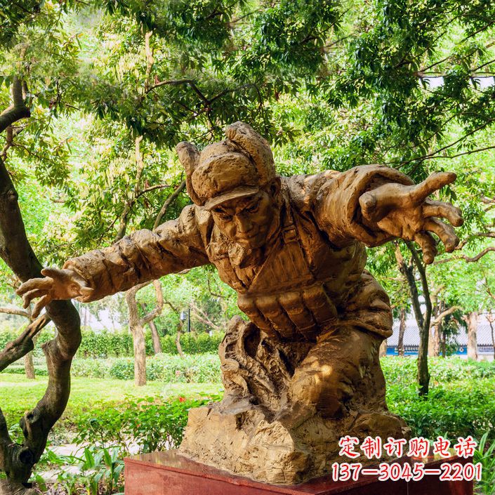 山东中领雕塑:黄继光铜雕著名抗战英雄雕像
