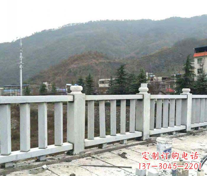 山东精美大理石栏杆雕塑