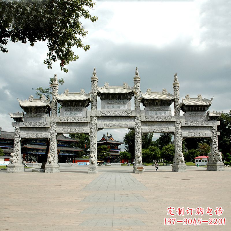 山东精美五门石牌坊雕塑定制
