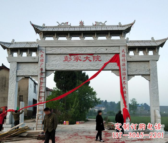 山东中领雕塑:牌坊石雕精美纷呈
