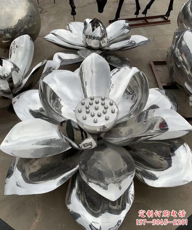 山东精美不锈钢荷花雕塑,点亮你的家园