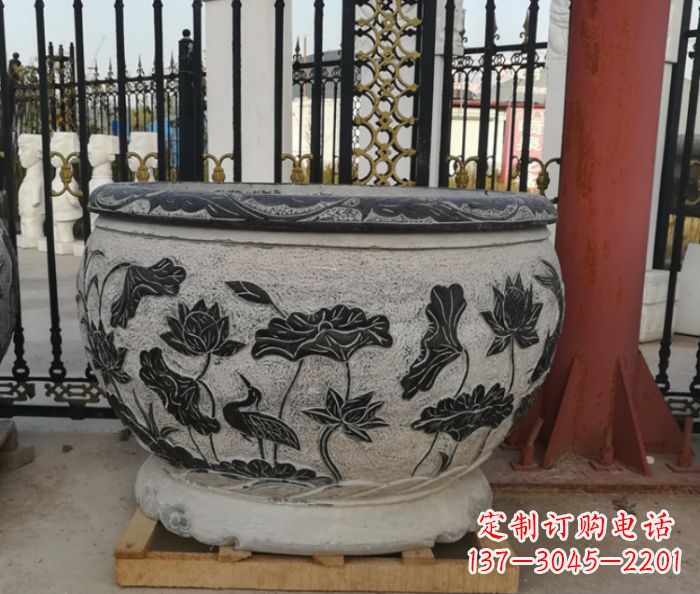 山东中领雕塑是一家专业的雕塑定制厂家,提供各…