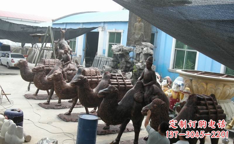 山东骆驼公园动物铜雕魅力无限