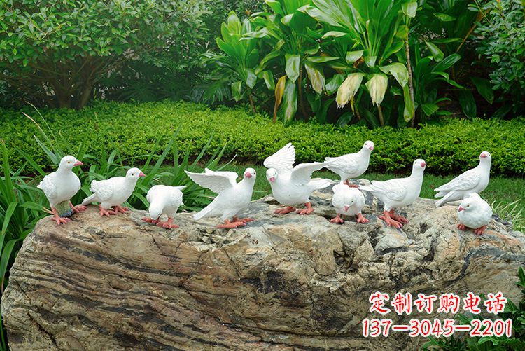 山东鸽子雕塑,母亲抱孩子的传家之宝