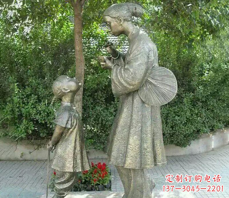 山东用浓浓母爱温暖心中的母亲雕塑