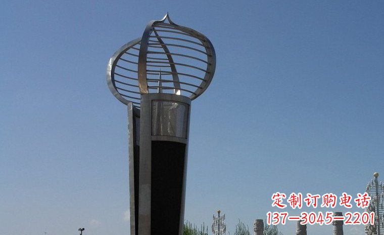 山东中领雕塑:不锈钢火炬形雕塑