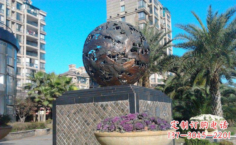 山东企业凤凰镂空球门口铜雕