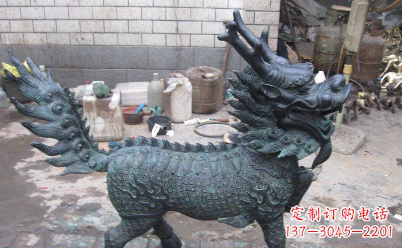 山东青铜雕制神兽麒麟,艺术匠心之至