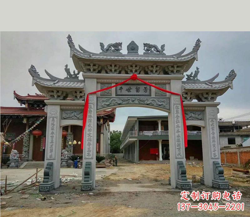山东以传统工艺为源的独特牌坊石雕