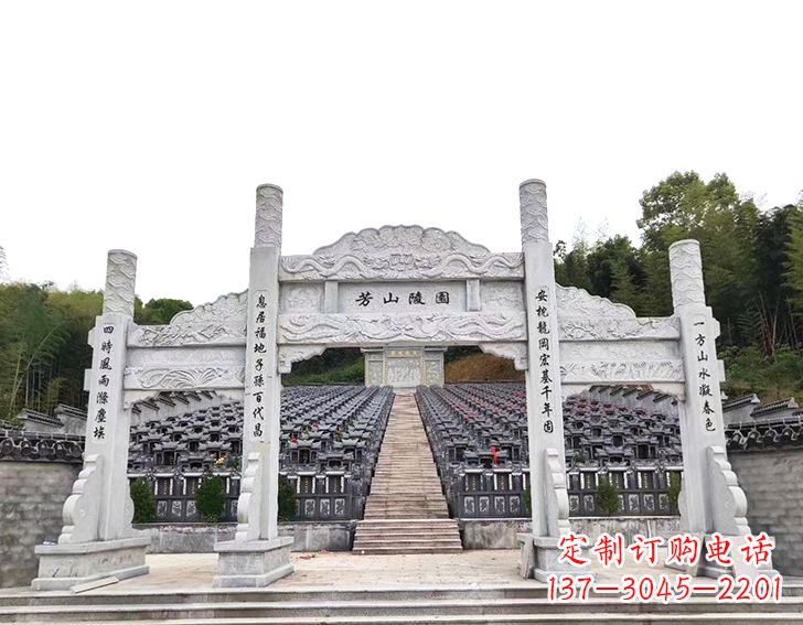 山东精致雕刻的三门石牌坊雕塑
