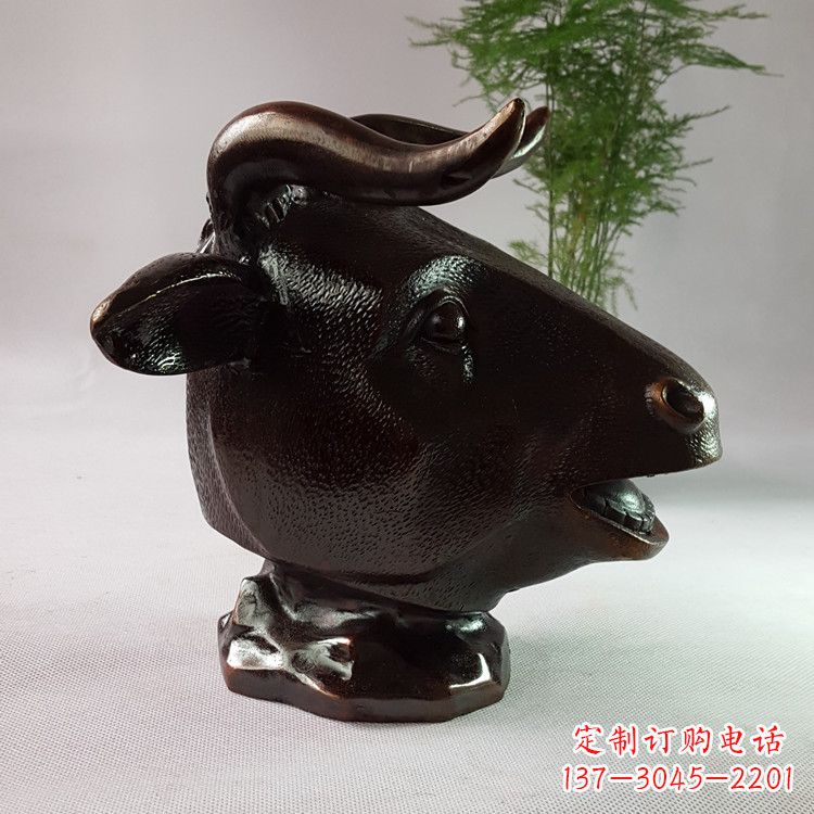 山东铸铜牛的雕塑,尽显您的牛年风采