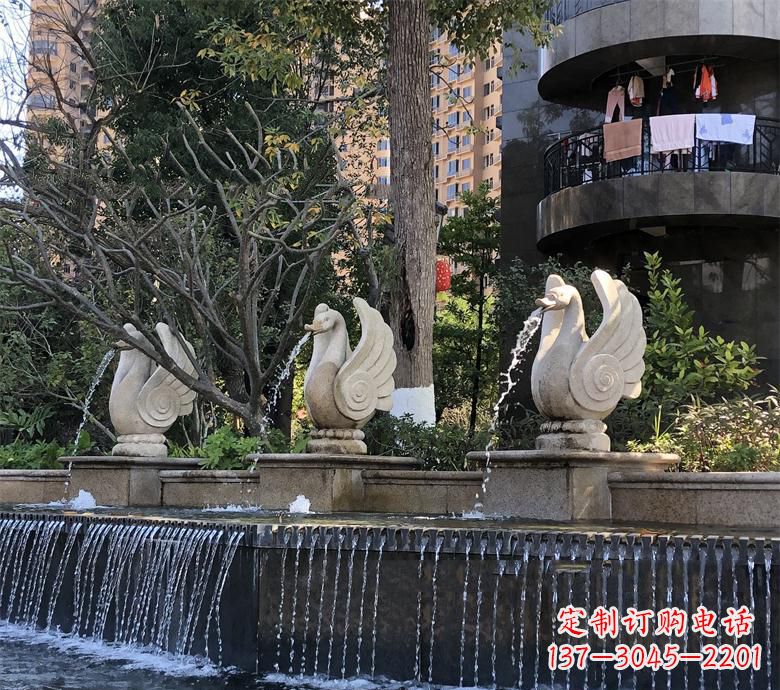 山东石材喷水鹅 园林动物石雕景观摆放 水池石天鹅