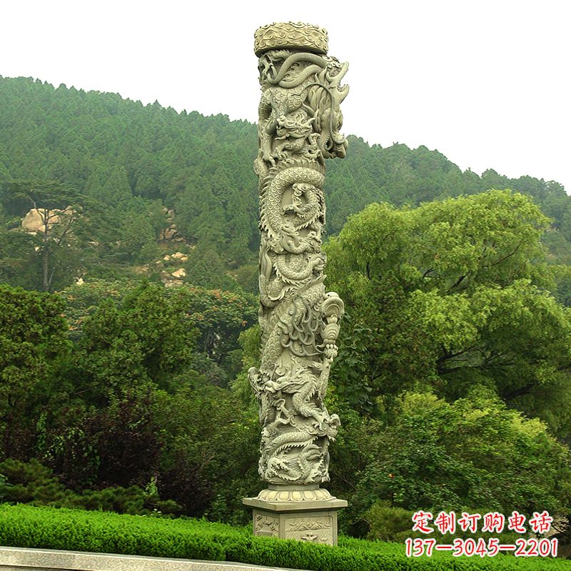 山东中领雕塑:大气雄伟的石雕龙柱