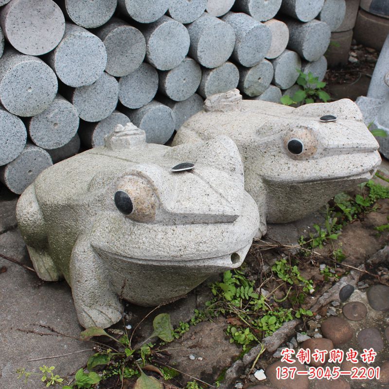 山东石雕青蛙喷水雕塑