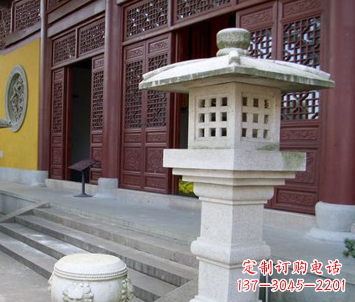 山东寺庙景观镂空石灯石雕