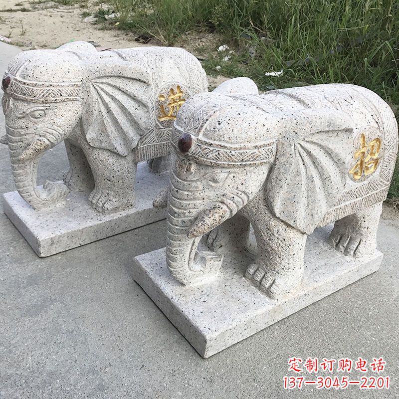 山东寺庙门口大象石雕