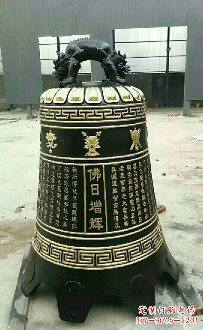 山东寺庙铜钟雕塑 (6)