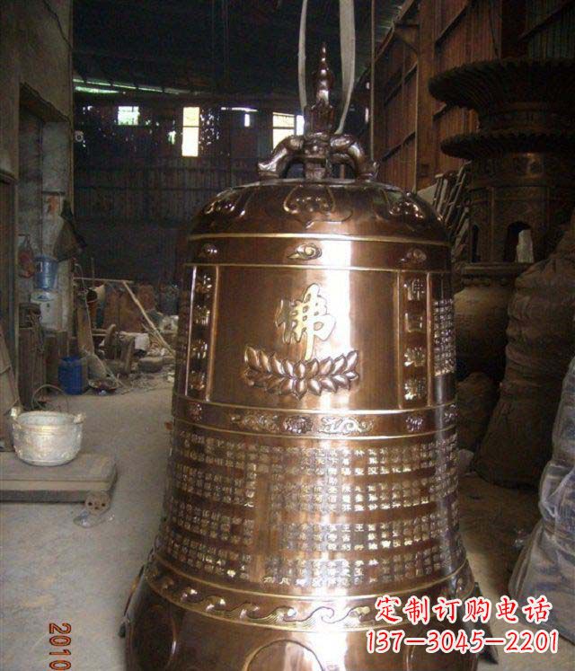 山东寺庙铸铜钟铜雕