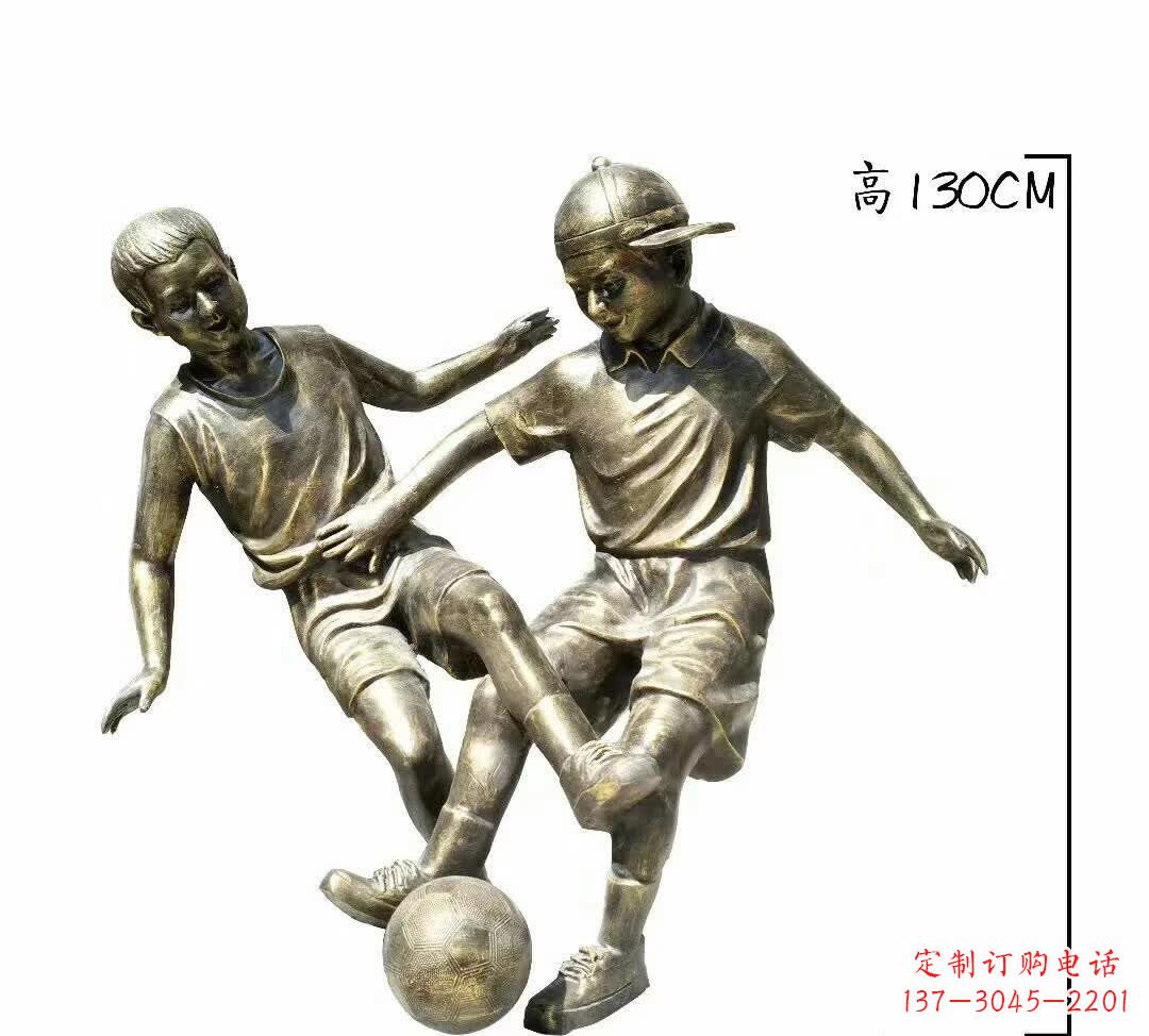 山东踢足球人物铜雕112