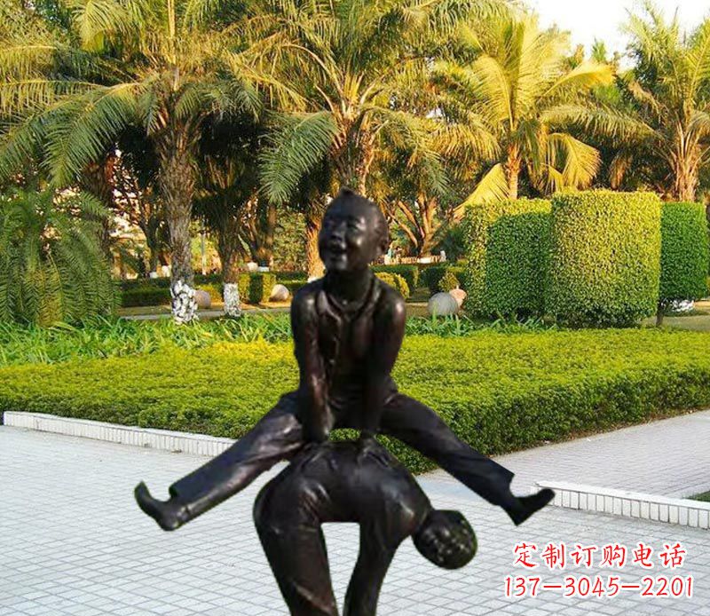 山东跳山羊的儿童铜雕