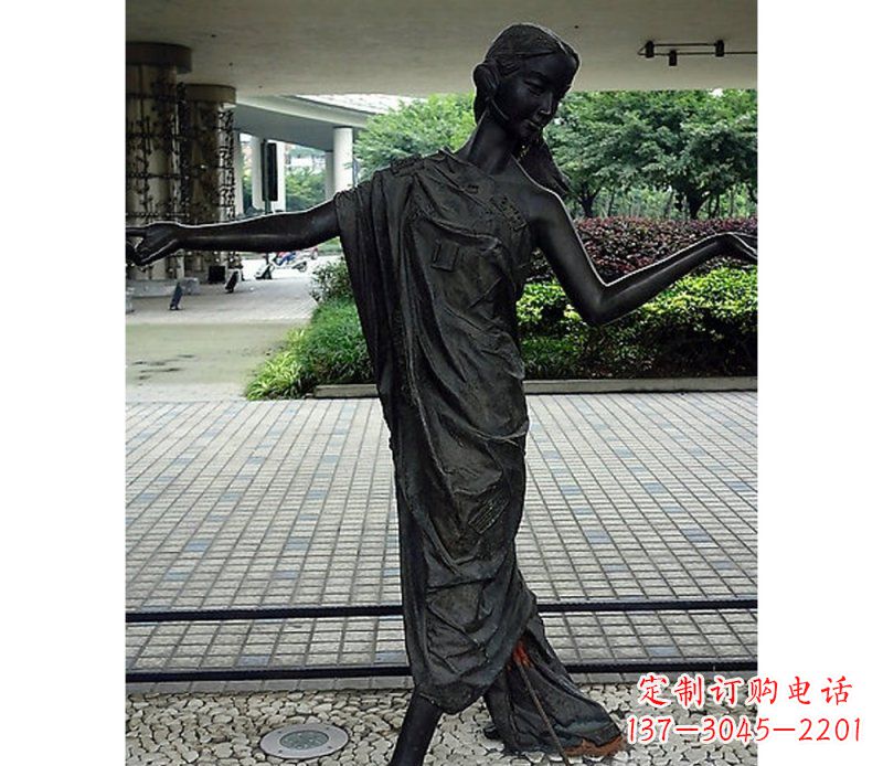 山东跳舞的女孩街边景观铜雕