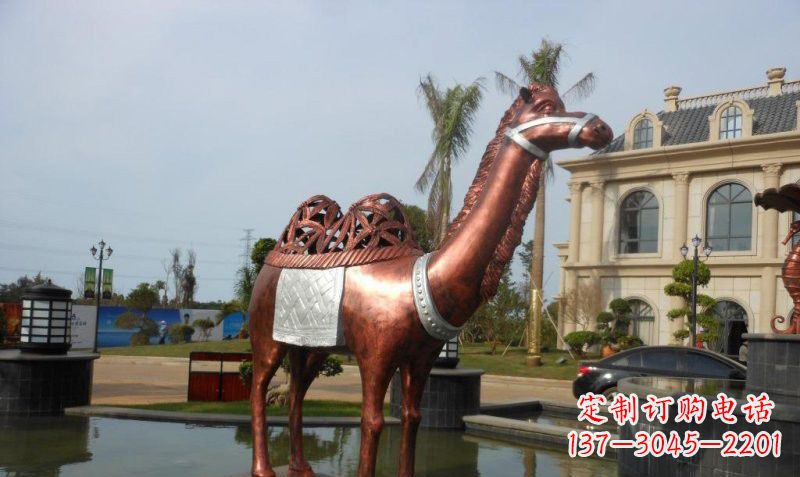 山东铜雕抽象骆驼