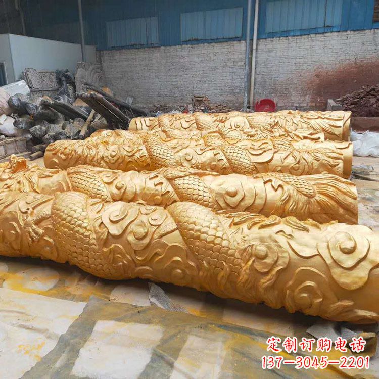 山东铜雕广场龙柱