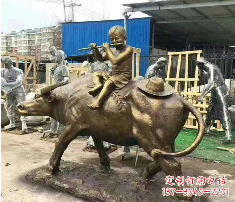 山东铜雕户外牧童骑牛雕塑摆件