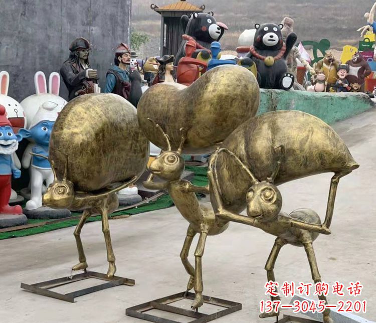 山东铜雕蚂蚁搬家雕塑