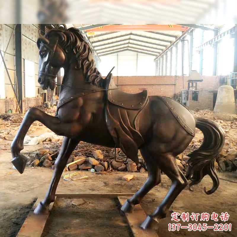 山东铜雕战马