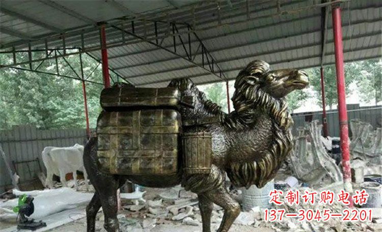 山东拖行李的骆驼动物铜雕 (2)