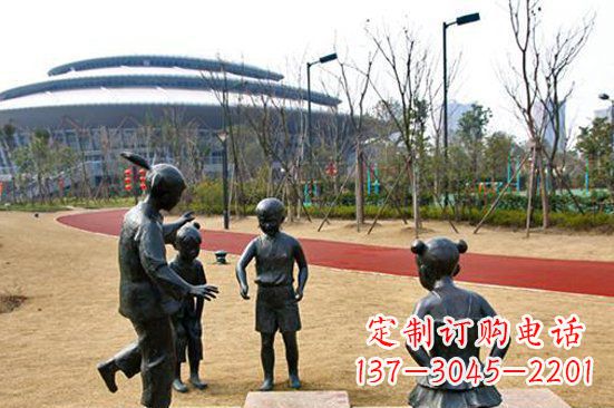 山东玩游戏儿童公园人物铜雕